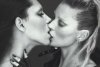 Kate Moss se sărută pasional cu Lea T, un model transsexual, pe coperta revistei Love 86426