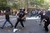 Bătăi de stradă între zecile de mii de manifestanţi şi poliţia elenă. Vezi imagini de la incidente 112372