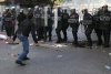 Bătăi de stradă între zecile de mii de manifestanţi şi poliţia elenă. Vezi imagini de la incidente 112376