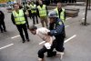 20.000 de manifestanţi şi 250 de arestaţi, la aniversarea a două luni de Occupy Wall Street. Vezi imaginile şocante 116944