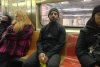 Ce caută un om cu o avere de 17 miliarde de dolari în metrou 189106