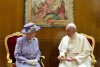Regina Elizabeth a fost primită de Papa Francisc, la Vatican. IMAGINI de la eveniment 254390