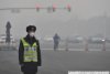 Chinezii aproape se sufocă din cauza smogului. Imagini apocaliptice 346689