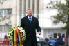 Președintele Klaus Iohannis a depus o coroană de flori și a aprins o candelă la Clubul Colectiv 622784