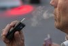 În trei luni dispar țigările mentolate și cu capsule. Peste 500.000 de români fumători vor fi afectați 646178