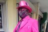Fotografii virale cu cel mai stilat bărbat de culoare! Are sute de costume şi accesorii în cele mai vibrante culori 673017