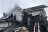 Incendiu la casa primarului din comuna Hârtiești, Argeș. Acoperişul locuinţei a ars 687325