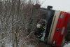 Un autocar cu 16 persoane s-a răsturnat în Caraş-Severin. A fost activat planul roşu 694501