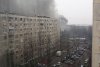 Incendiu puternic la un garaj plin de cauciucuri din București. Se intervine cu 7 autospeciale. Nor imens de fum!  698897