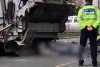 Un motociclist a murit după ce fost spulberat de o maşină de gunoi 699541