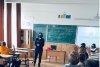 Profesor din Suceava cu mască desenată în Paint, la o acţiune a Poliţiei pentru elevi 700721