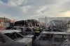 Incendiu uriaş în parcul auto al Regiei de Transport din Craiova. Patru autobuze şi 11 maşini, distruse 704398