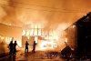 Incendiu violent la o fabrică de mobilă din Reghin. ISU Mureș a cerut sprijin din județele alăturate 705163