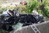 Doi oameni au murit, după ce o maşină s-a răsturnat într-o râpă, în satul Filipeşti din Bacău 712520