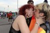 Un fan al Germaniei a intrat pe stadion cu steagul LGBTI. Suporterii au primit 20.000 de steaguri pentru a-i irita pe maghiari 713180