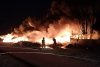 Incendiu puternic la un depozit de deșeuri plastice din Salonta. Două hale cuprinse de flăcări, intervin 30 de pompieri 715597