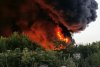 Incendiu puternic la un depozit de deșeuri plastice din Salonta. Două hale cuprinse de flăcări, intervin 30 de pompieri 715600