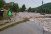Furtunile au făcut prăpăd în patru judeţe din ţară: zeci de case inundate, persoane izolate şi alunecări de teren  717000