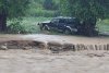 Furtunile au făcut prăpăd în patru judeţe din ţară: zeci de case inundate, persoane izolate şi alunecări de teren  717001