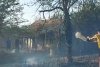 Zeci de case din satul Scăpău au fost făcute scrum într-un incendiu devastator în Mehedinţi 721125