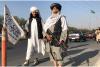 Deși au declarat că nu vor intra în Kabul, talibanii înarmați patrulează pe străzile unui oraș fantomă 722367