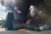 Incendiu devastator la un depozit de materiale plastice din Alba Iulia 722509