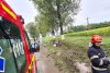Mașină ruptă în două după un accident care a avut loc la Iași. Jumătate din maşină, aruncată zeci de metri  724272