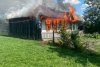 Casă cuprinsă de flăcări în Botoșani, după o ceartă între bunic și nepot. Bătrânul are arsuri grave 724678