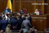 Un deputat a fost smuls de la tribună, în plin scandal al mercenarilor "Wagner" în Parlamentul din Ucraina 726105