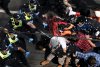 Arestări masive în Australia, după ce protestatarii anti-lockdown s-au ciocnit cu polițiștii 727421