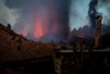 5.000 de evacuați după erupția vulcanică din La Palma. Mai multe case au fost distruse. Premierul spaniol și-a amânat plecarea la Națiunile Unite 727653