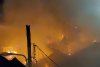 Incendiu puternic în Capitală. Două case din zona Vitan, cuprinse de flăcări uriașe  730598