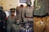 Armament și uniforme naziste de milioane de dolari, descoperite acasă la un suspect pedofil, în Rio 730540