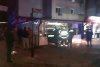 Un tânăr de 18 din Bârlad, cu un minor în maşină, a intrat cu bolidul direct într-o cafenea 733965
