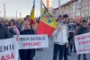 Peste 1.200 de oameni protestează la Suceava şi Bucureşti împotriva certificatului verde şi a vaccinării obligatorii 736093