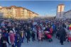 Peste 1.200 de oameni protestează la Suceava şi Bucureşti împotriva certificatului verde şi a vaccinării obligatorii 736094