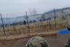 Migranții aduși de Belarus forțează granița cu Polonia. Un polițist a fost grav rănit. Televizunea lui Lukașenko a transmis violențele în direct 736389