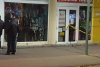 Scandal cu focuri de armă pe o stradă din Arad. Un bărbat a fost rănit 737141