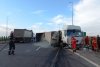 Un camion a spart un parapet, a lovit un alt camion și a luat foc. Accident grav pe autostrada A4 740388