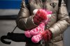 Gabriela Firea, printre refugiații ucraineni: ”Bebelușii în cărucioare și copiii erau uzi și înfrigurați” 754339