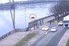 O mașină fără șofer a ieșit cu spatele din parcare și a traversat o șosea cu patru benzi circulate. Unde s-a sfârșit traseul ei prin Riga 762367