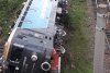 Locomotivă deraiată în Hunedoara. Mecanicul este rănit 770343