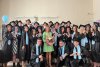 Carmen Iohannis s-a fotografiat cu elevii săi, la final de liceu. Cum și-a făcut apariția Prima Doamnă 770558
