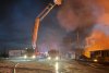 Incendiu puternic la un depozit de butelii din Piteşti. Pompierii intervin să limiteze dezastrul 772707