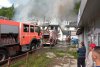 Incendiu de proporții la un motel din Bicaz. Flăcările s-au extins pe o suprafață 250 de metri 775046