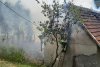Un bărbat a murit în timp ce încerca să stingă un incendiu care îi ameninţa casa, în Reşiţa 777306