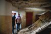 Panică în Sectorul 2. Tavanul dintr-un bloc din Bucureşti, reabilitat în 2017, s-a prăbuşit 780831