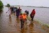 Peste 1.000 de oameni au murit înecați sau luați de ape, după ce ploile musonice au lovit Pakistanul 787139