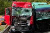Un șofer român de TIR a murit într-un accident ciudat, în Neamț 790518