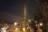 Fenomen straniu pe cerul Rusiei: Imagini cu "stâlpi de lumină" au fost publicate de locuitorii mai multor orașe 793080